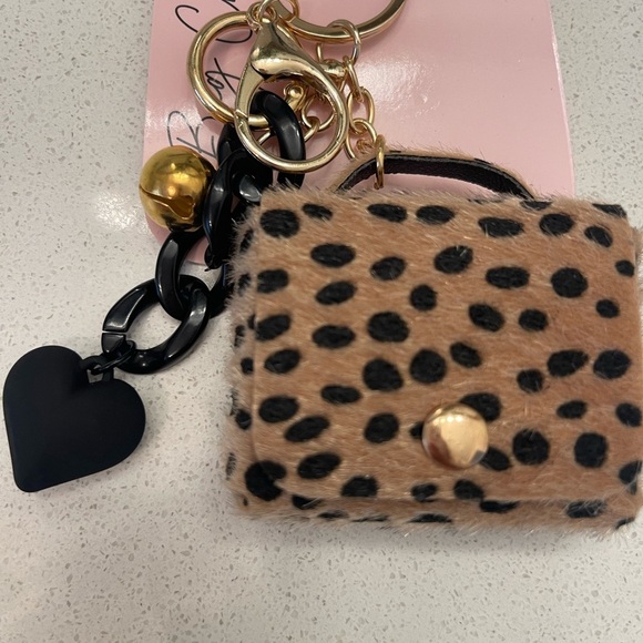 LEOPARD BAG CHARM!!!! Adorable and substantial!!! New - Picture 3 of 4